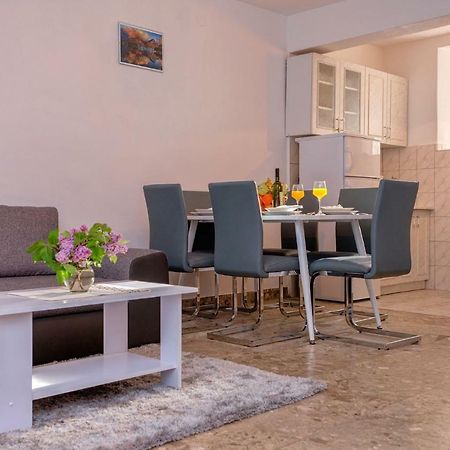 Apartment Mediteran スタリー・グラード エクステリア 写真