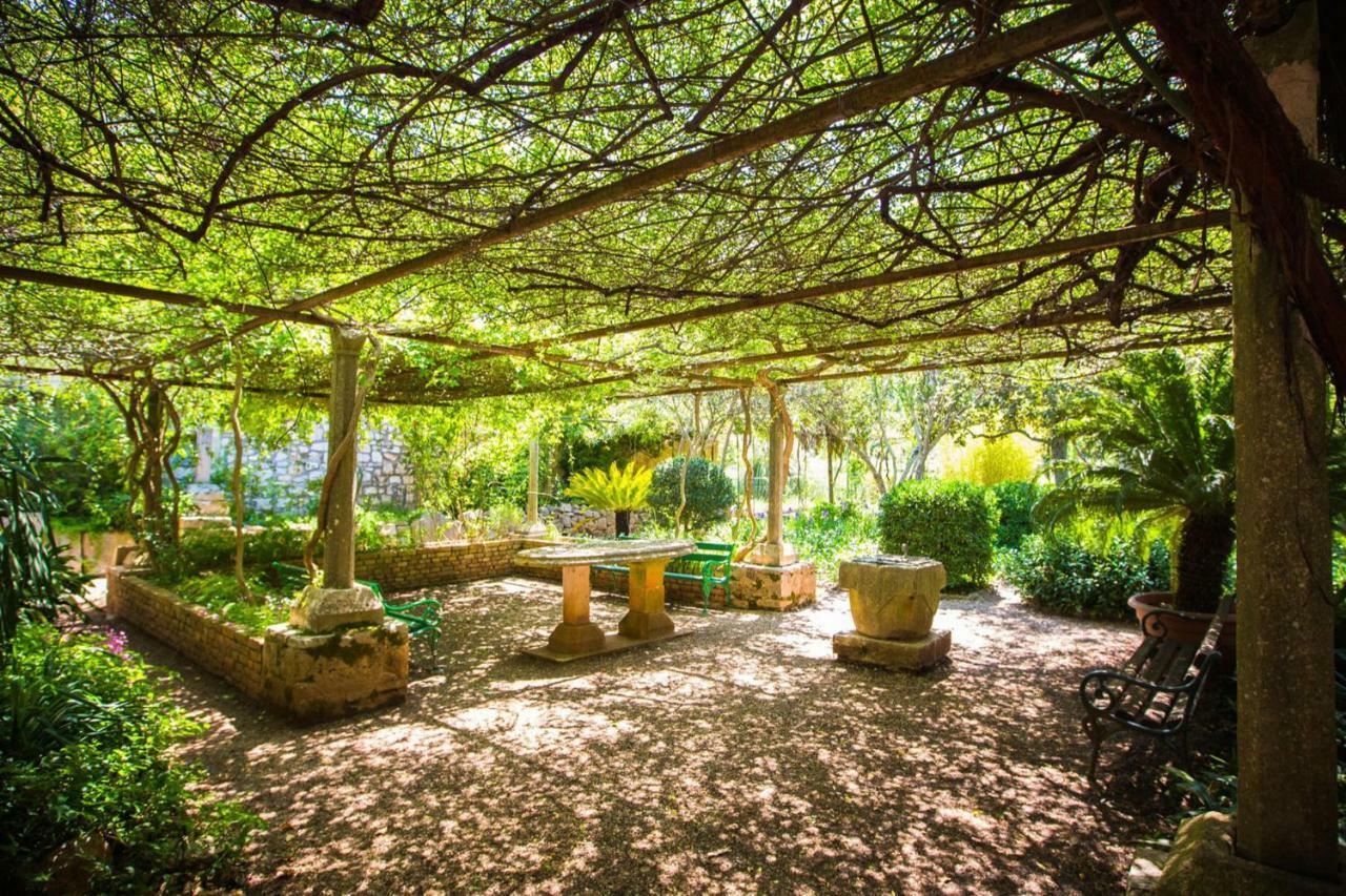 Apartment Mediteran スタリー・グラード エクステリア 写真
